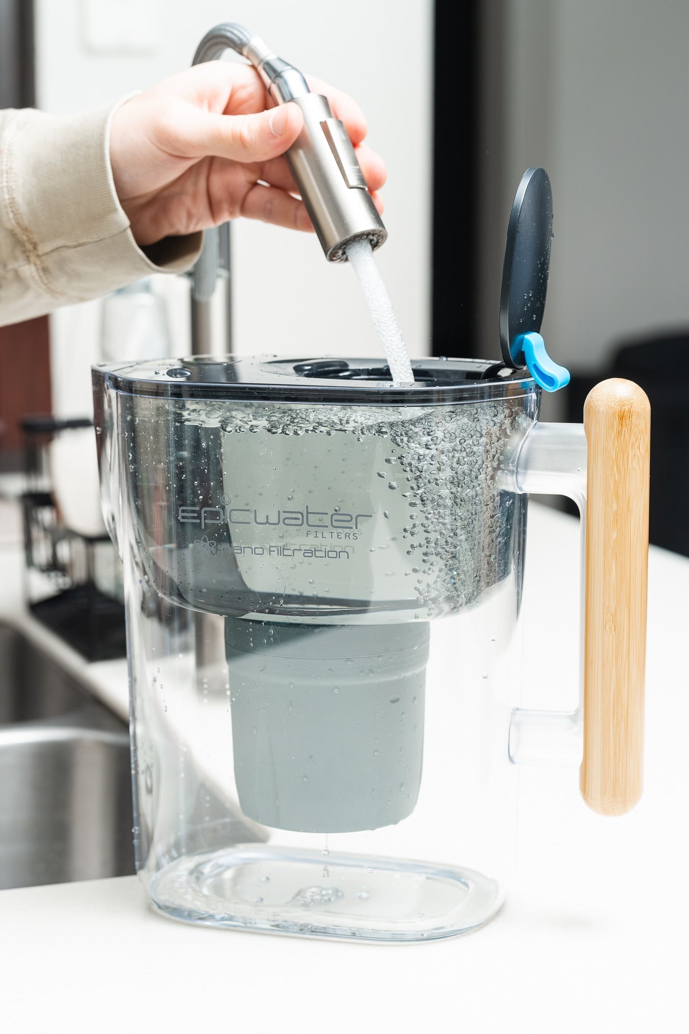 Nano XP Pitcher | Reduces Bacteria & PFAS